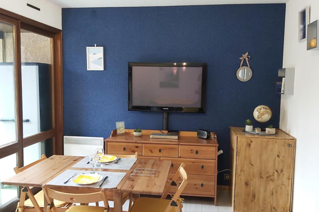 Beautiful Studio With Balcony In Briancon Exterior foto